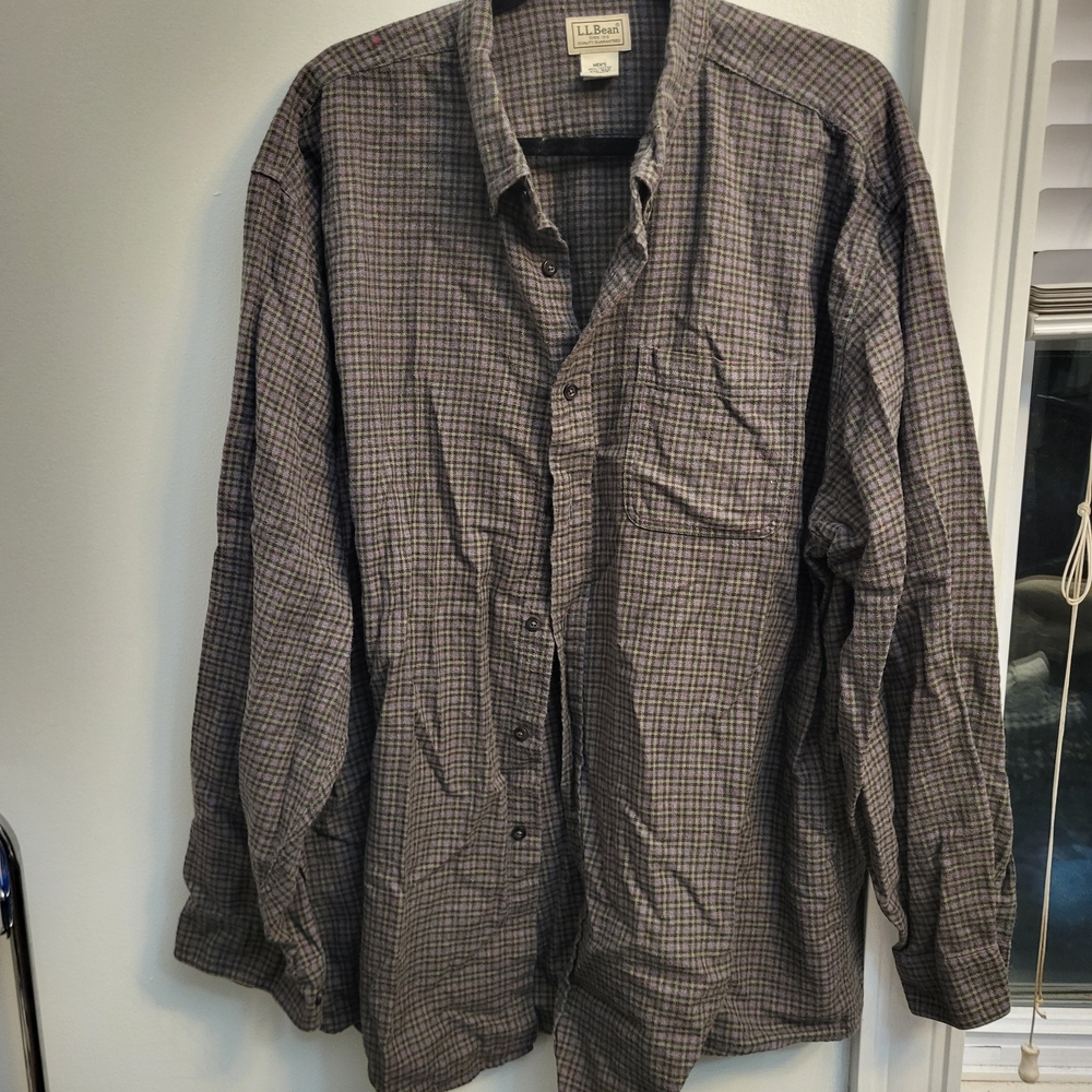 LL Bean Gray Plaid Button-Up Shirt